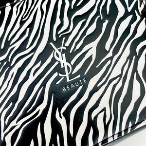 🔥BLACK FRIDAY🔥 YSL Zebra Print Vanity Case NEW